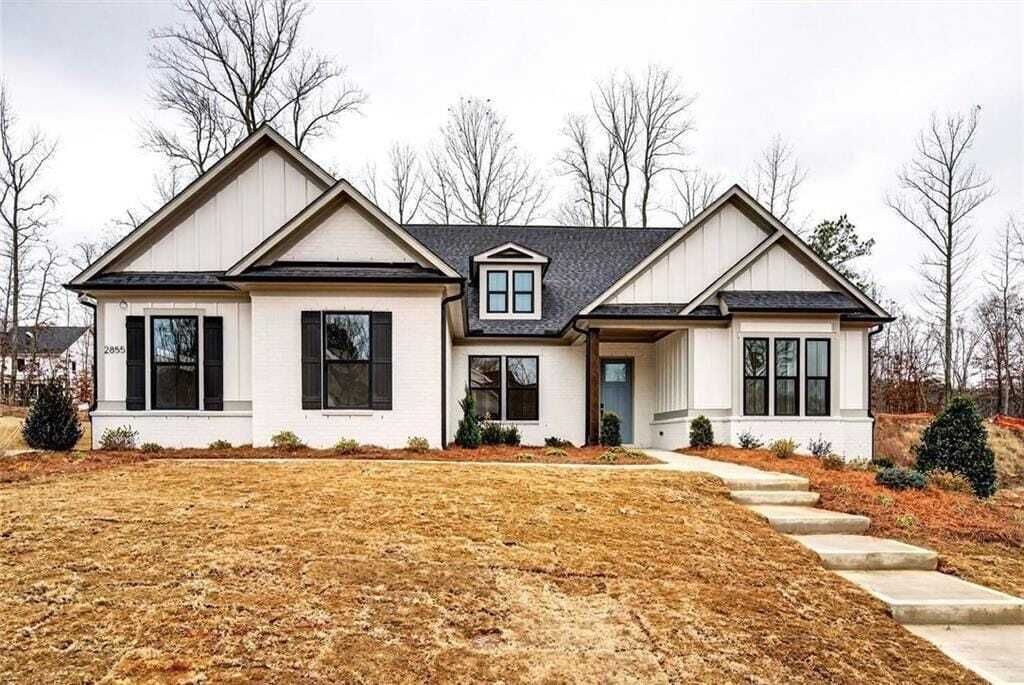 Property photo 1 of 28