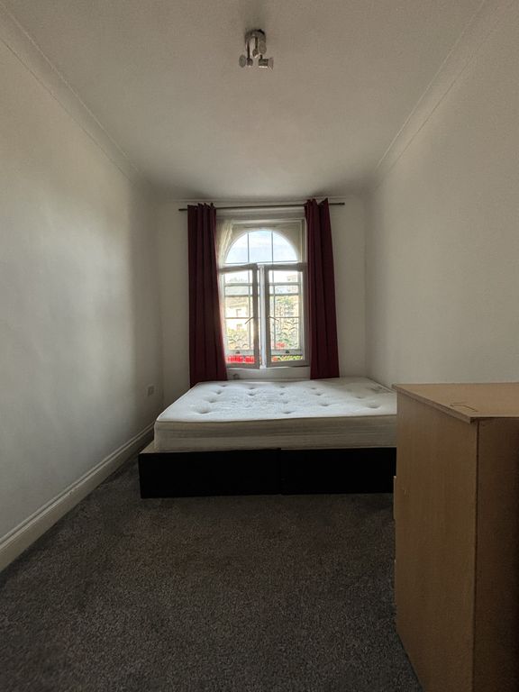 Property photo 1 of 4