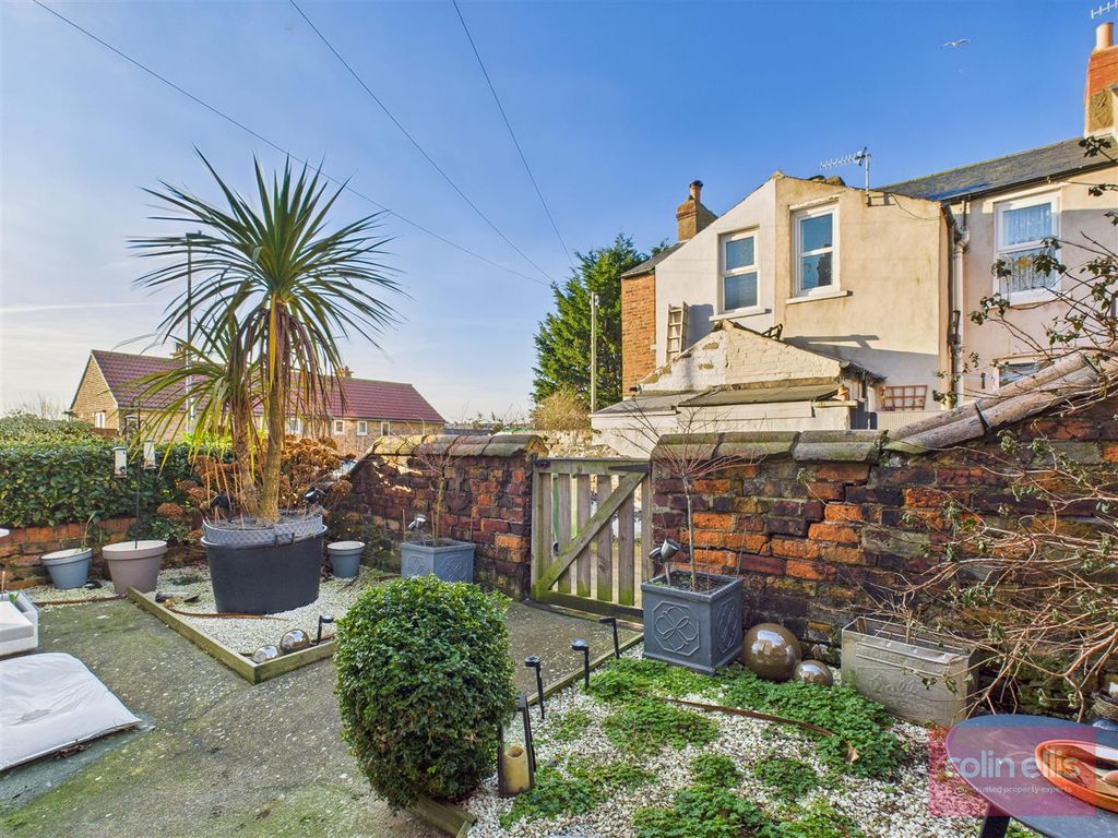 Property photo 2 of 14 Cam05075G0-Pr0266-Still013.Jpg