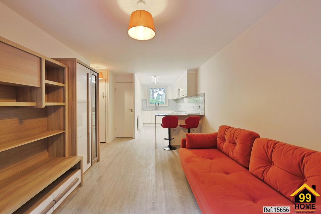 Property photo 3 of 25 Photo 2