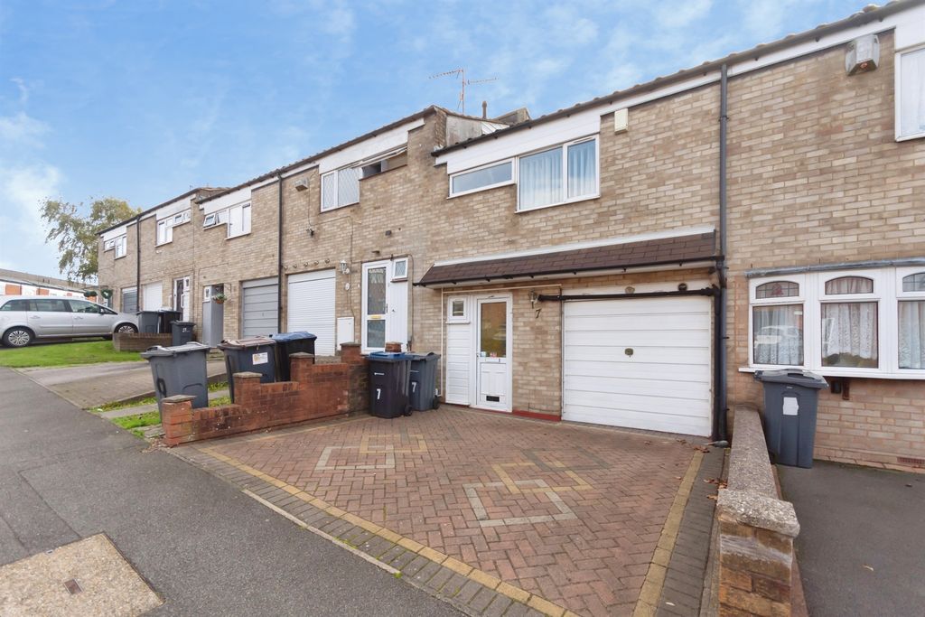 Property photo 2 of 30