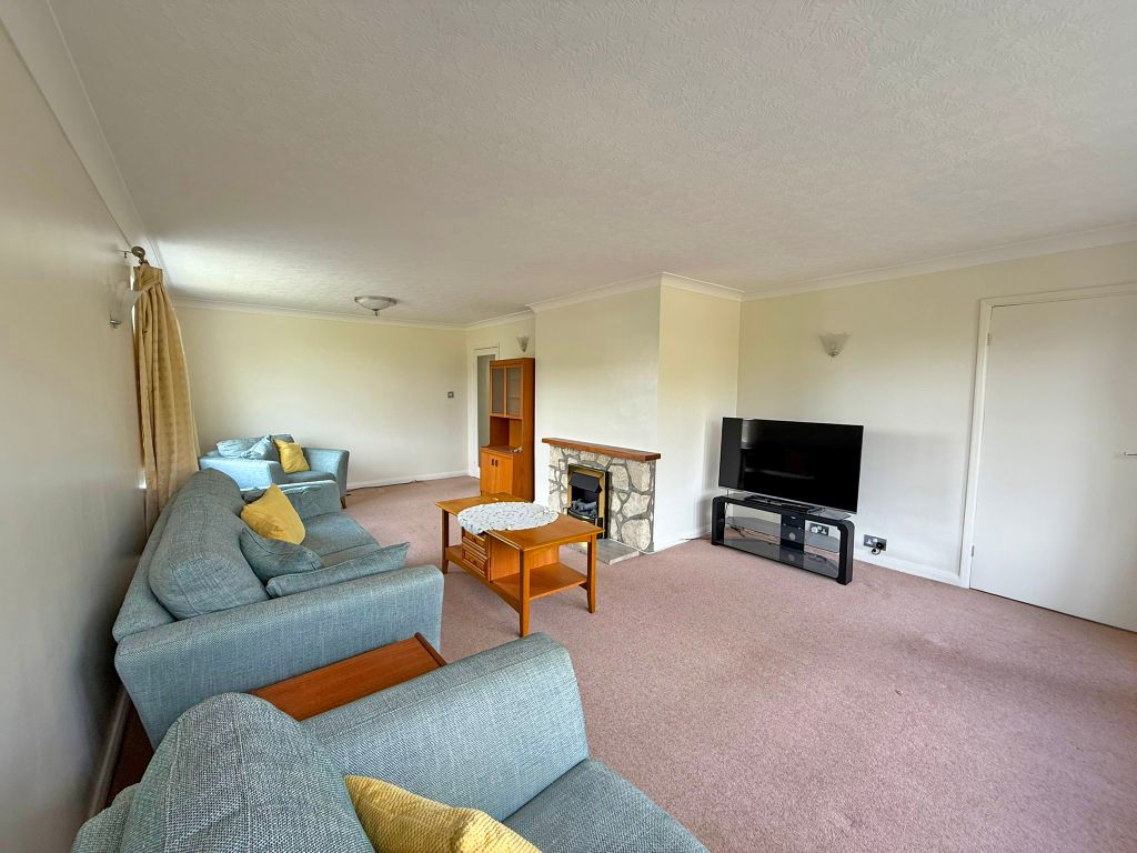 Property photo 3 of 14 Img_4902