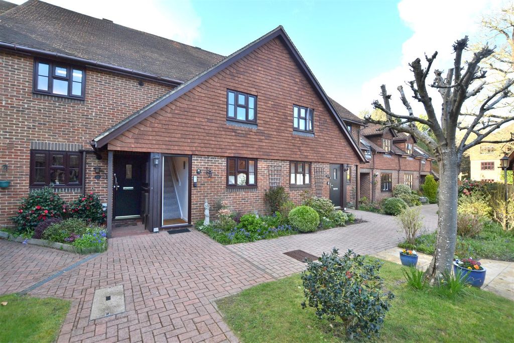 Property photo 1 of 17 Front.Jpg