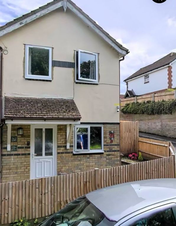 Property photo 1 of 1