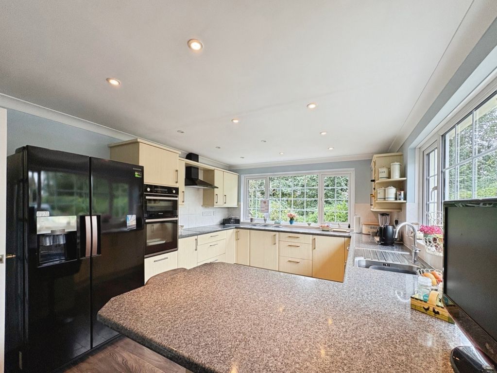 Property photo 2 of 36 Kitchen