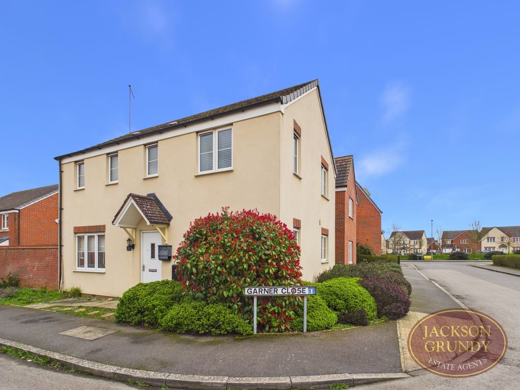 Property photo 1 of 13 2 Garner Close