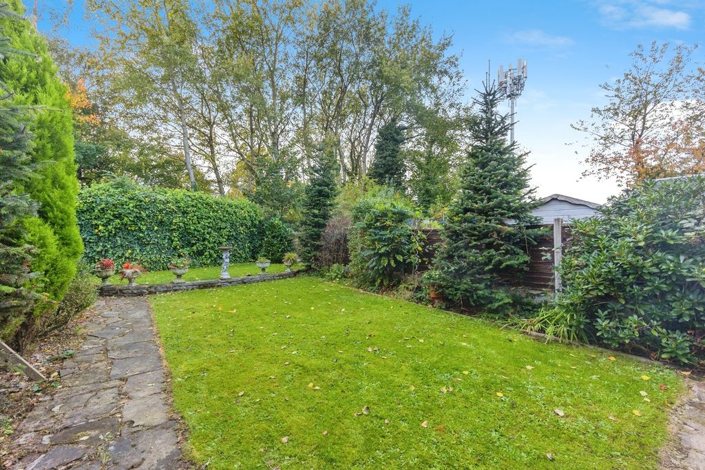 Property photo 3 of 21 Photo