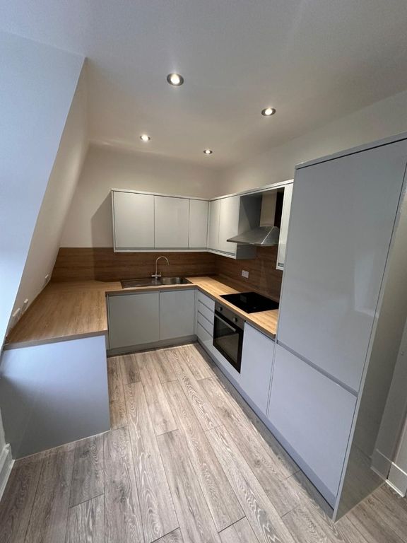 Property photo 2 of 10 Photo 2