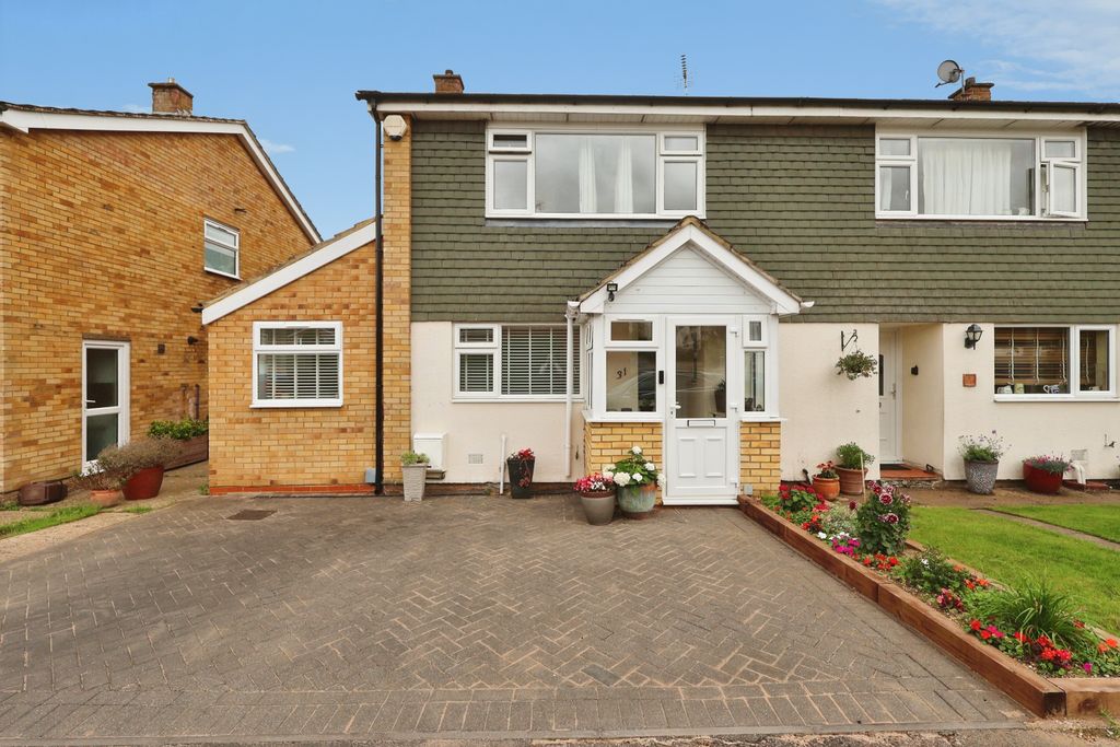 Property photo 1 of 40