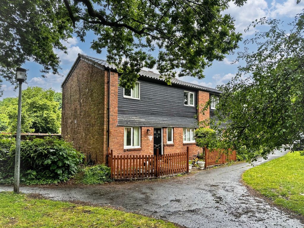 Property photo 1 of 18 5027521