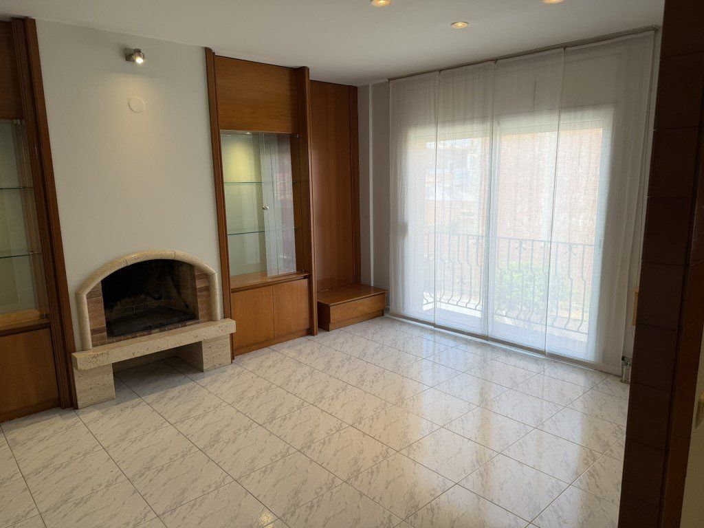 Property photo 1 of 44 Magnificent Triplex In The Centre Of Pineda De Mar