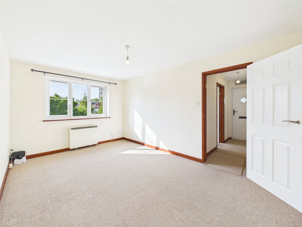 Property photo 3 of 10 Picture No. 09
