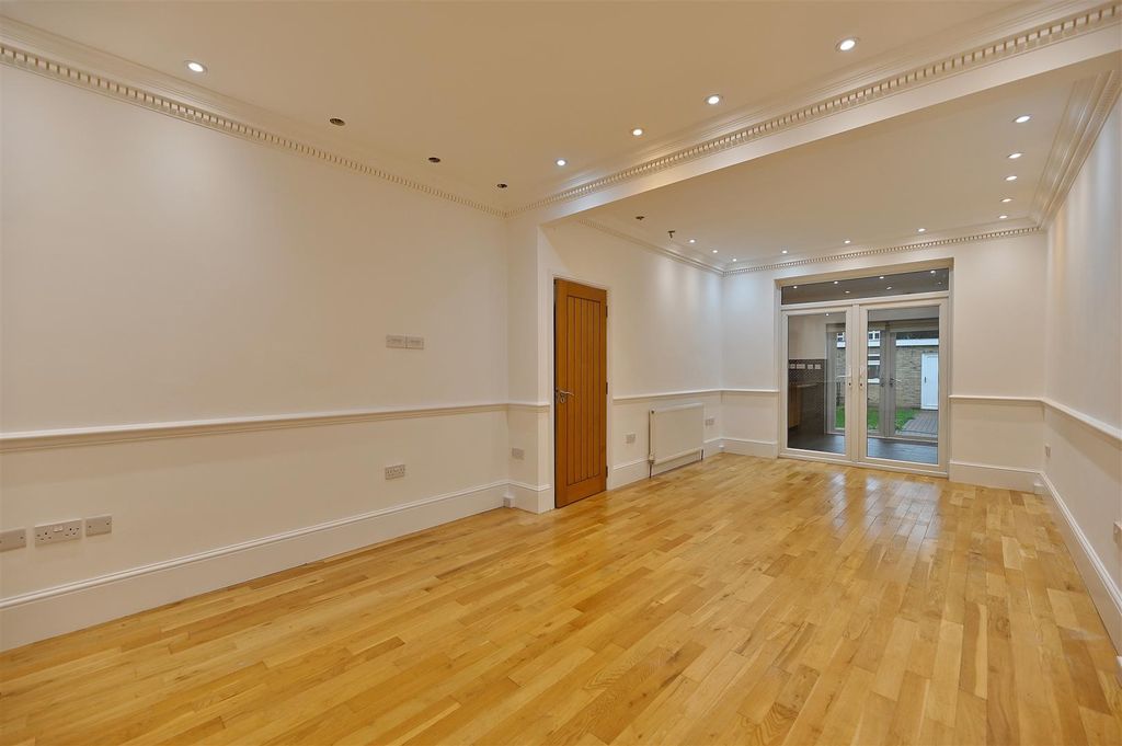 Property photo 2 of 14 Dsc_1196.Jpg