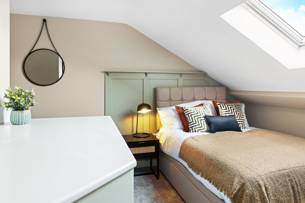 Property photo 2 of 9