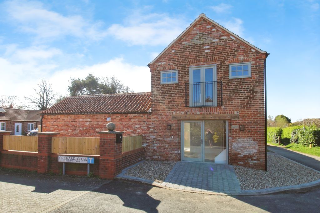Property photo 1 of 17 Front