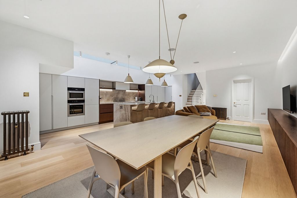 Property photo 2 of 15 Floorplan