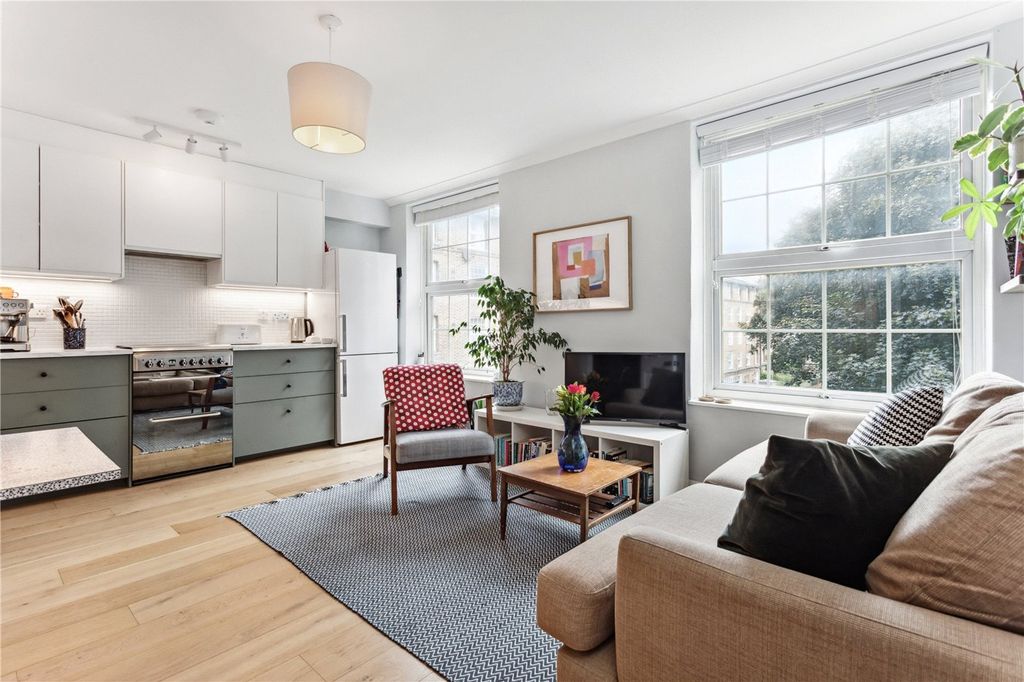 Property photo 3 of 12 Picture No. 09