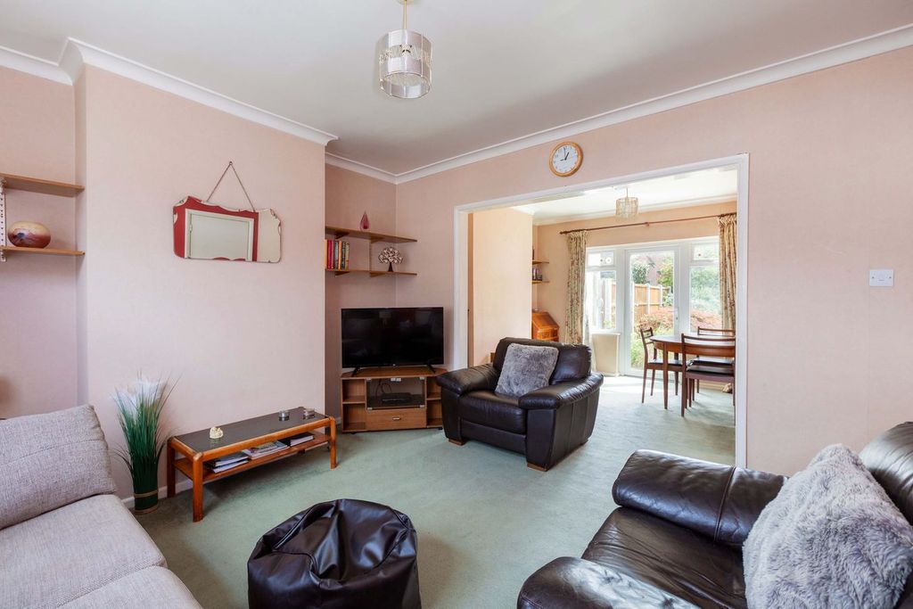 Property photo 3 of 15