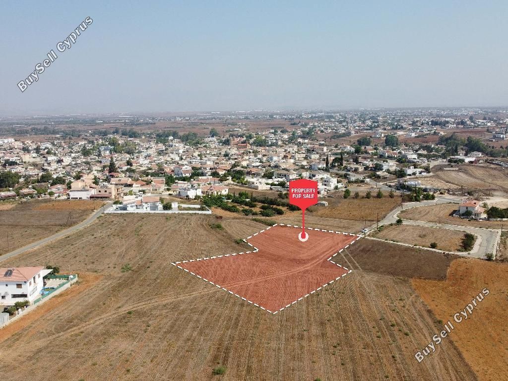 Property photo 1 of 9