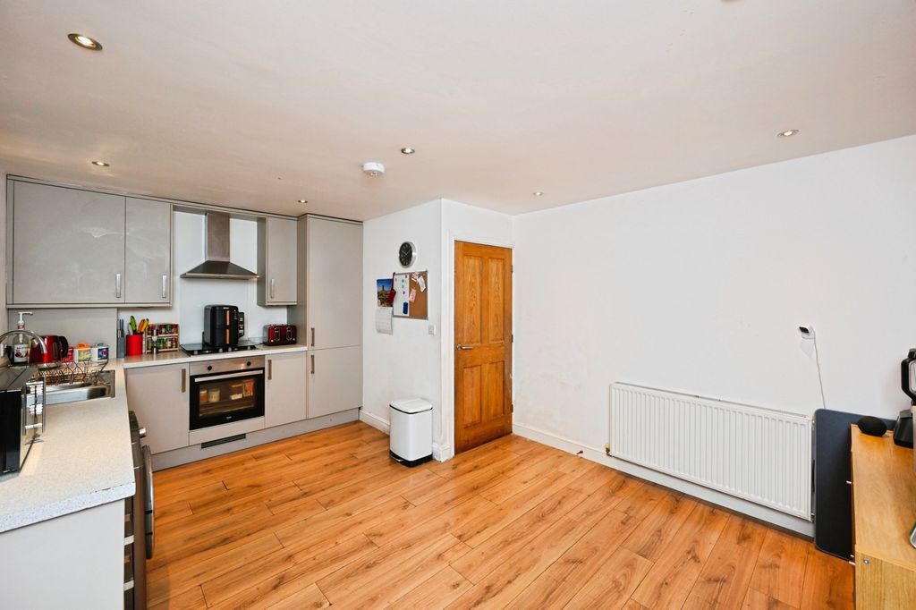 Property photo 3 of 23 Kitchen Dining Room