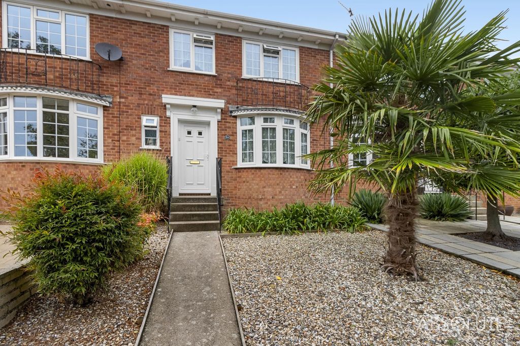 Property photo 1 of 20