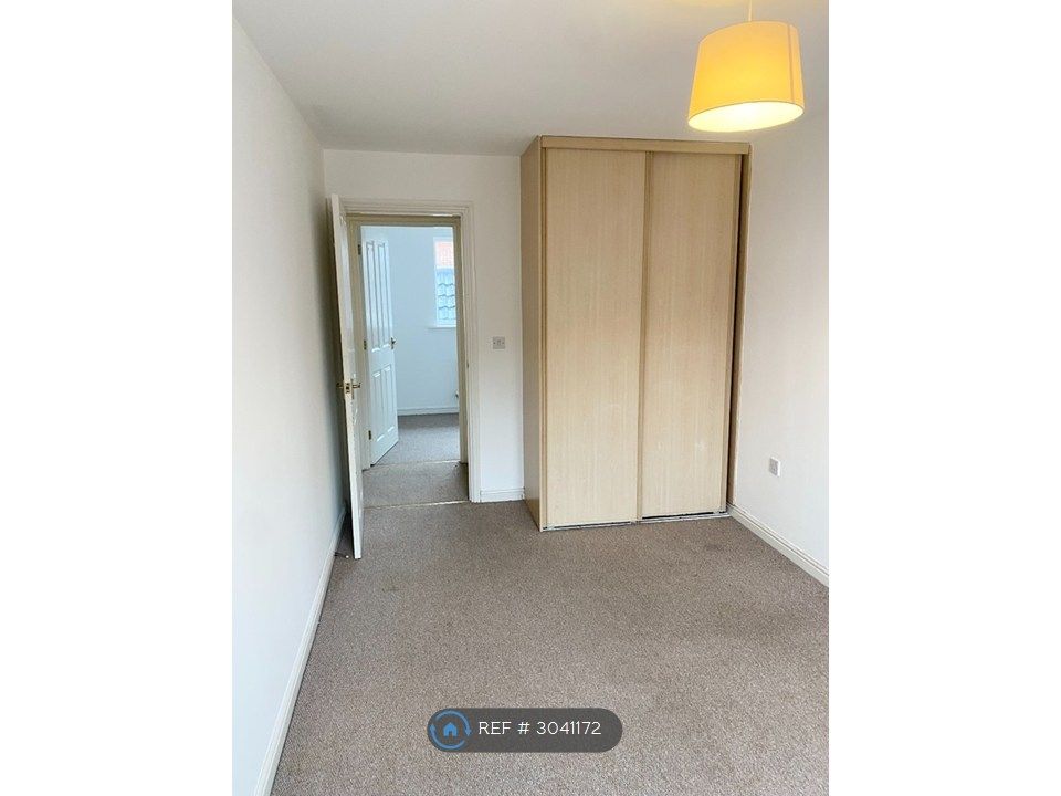 Property photo 1 of 4