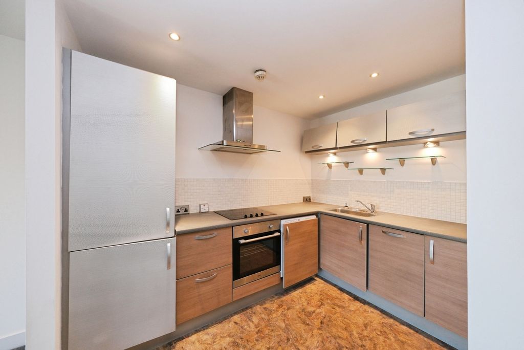 Property photo 2 of 12 Pbox-Img.Jpg