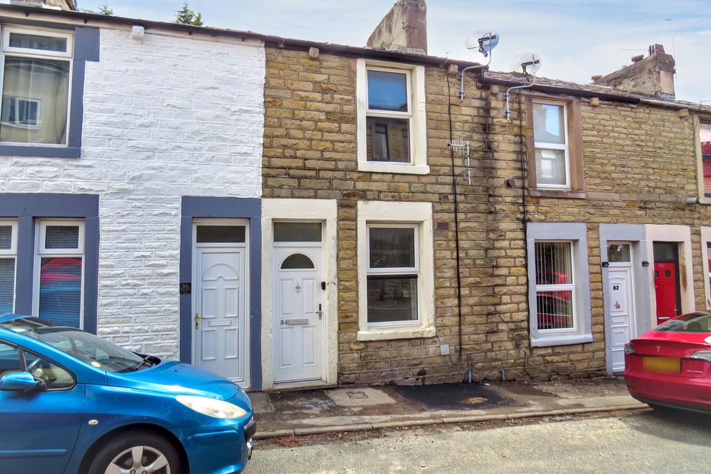 Property photo 1 of 14 84 Clarendon Road, Lancaster, Lancashire, La1 2Dq