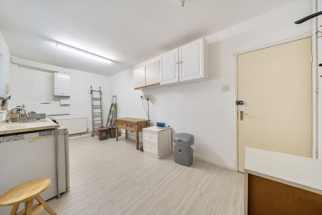 Property photo 3 of 19 1496355-5-6A63A83...
