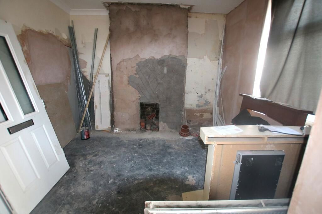 Property photo 2 of 7