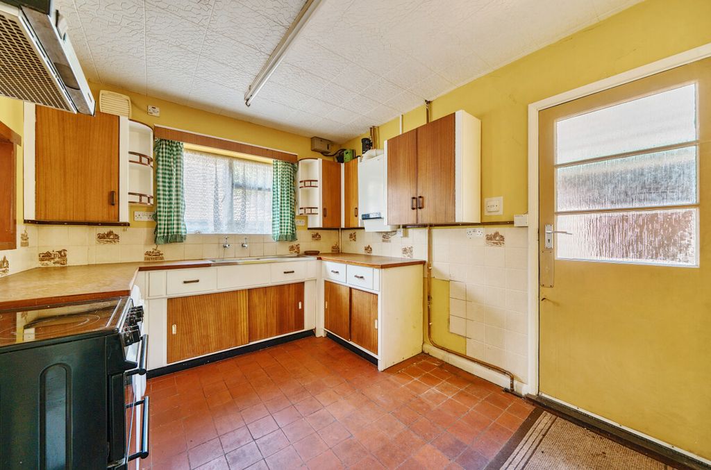 Property photo 3 of 16 1312181-9-68596c8...