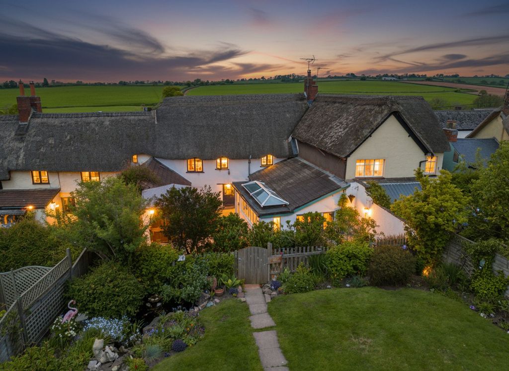 Property photo 1 of 29