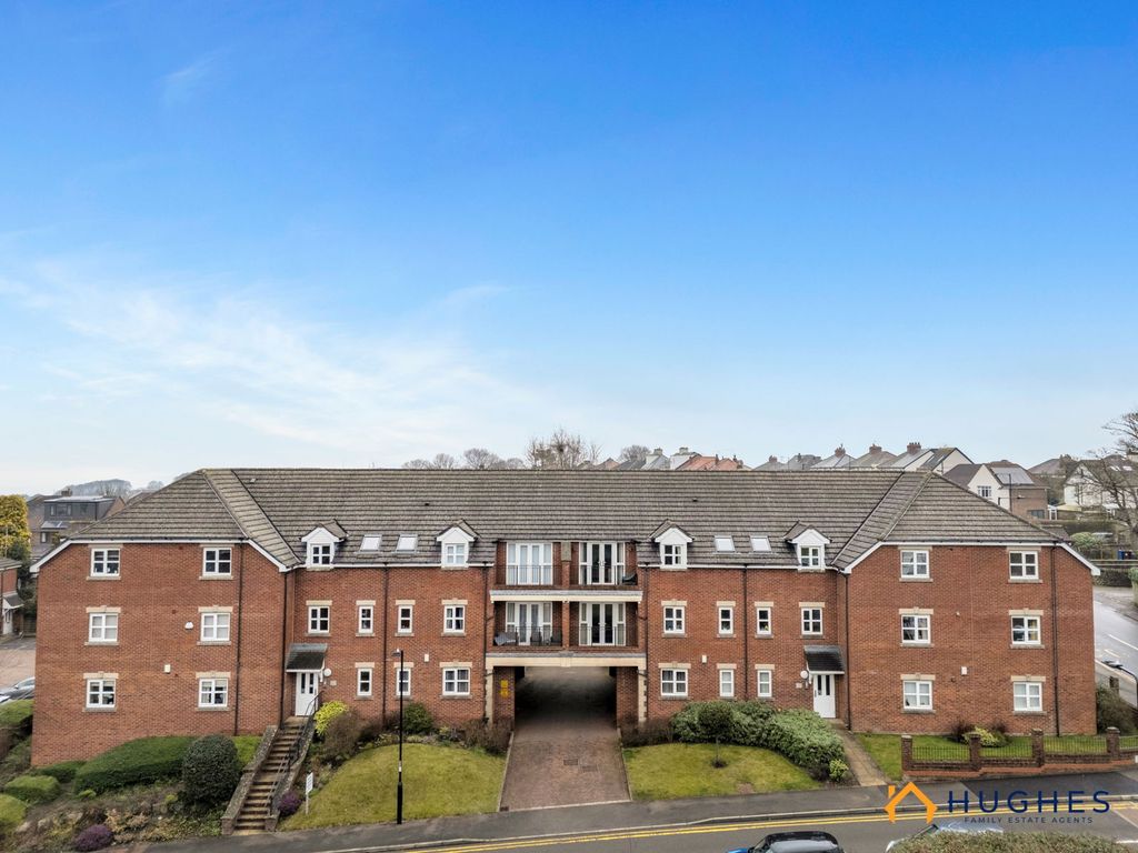 Property photo 1 of 28