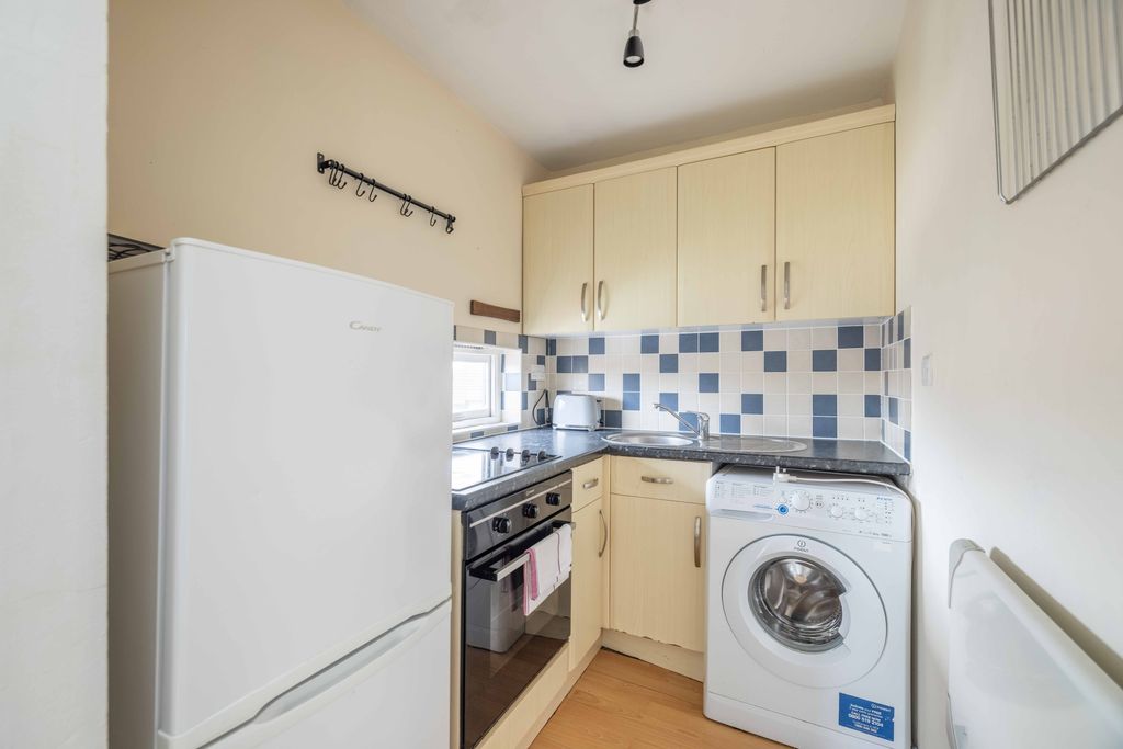Property photo 2 of 9 3211Rh (1 Of 12)