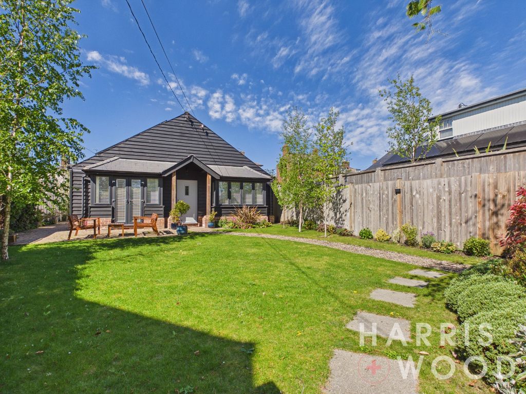 Property photo 1 of 43 5109041