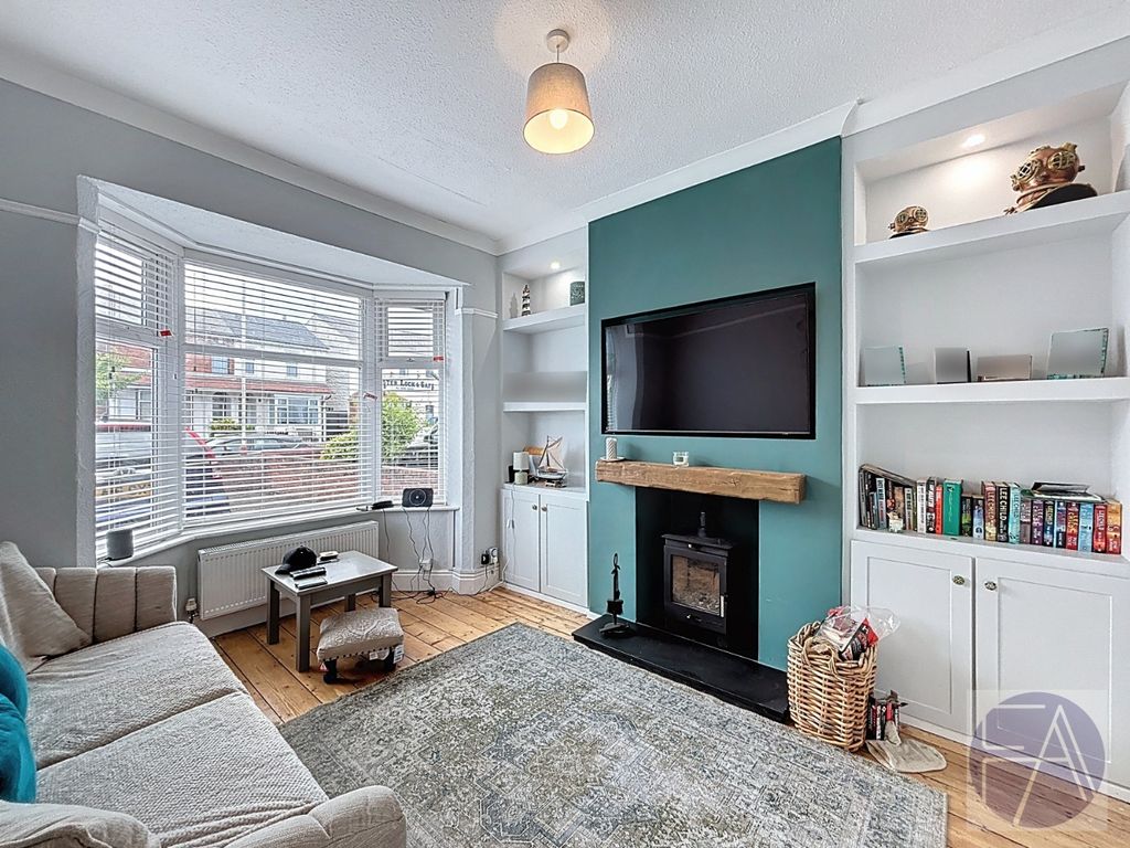 Property photo 2 of 16 4394391