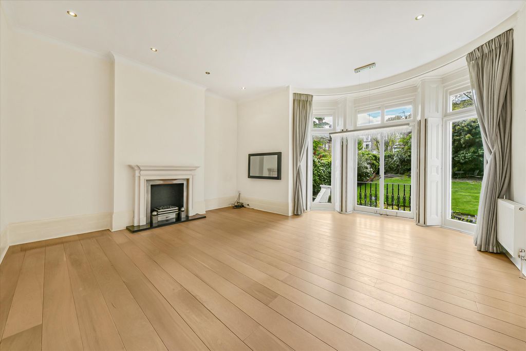 Property photo 2 of 21 Image