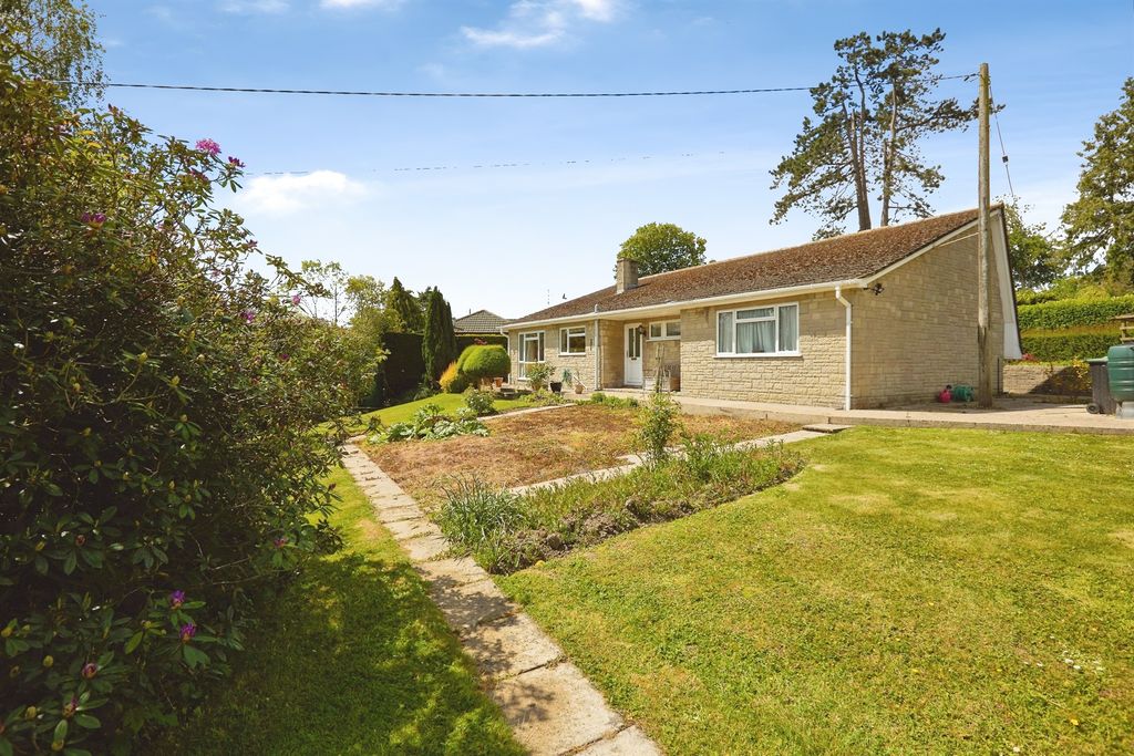 Property photo 3 of 19