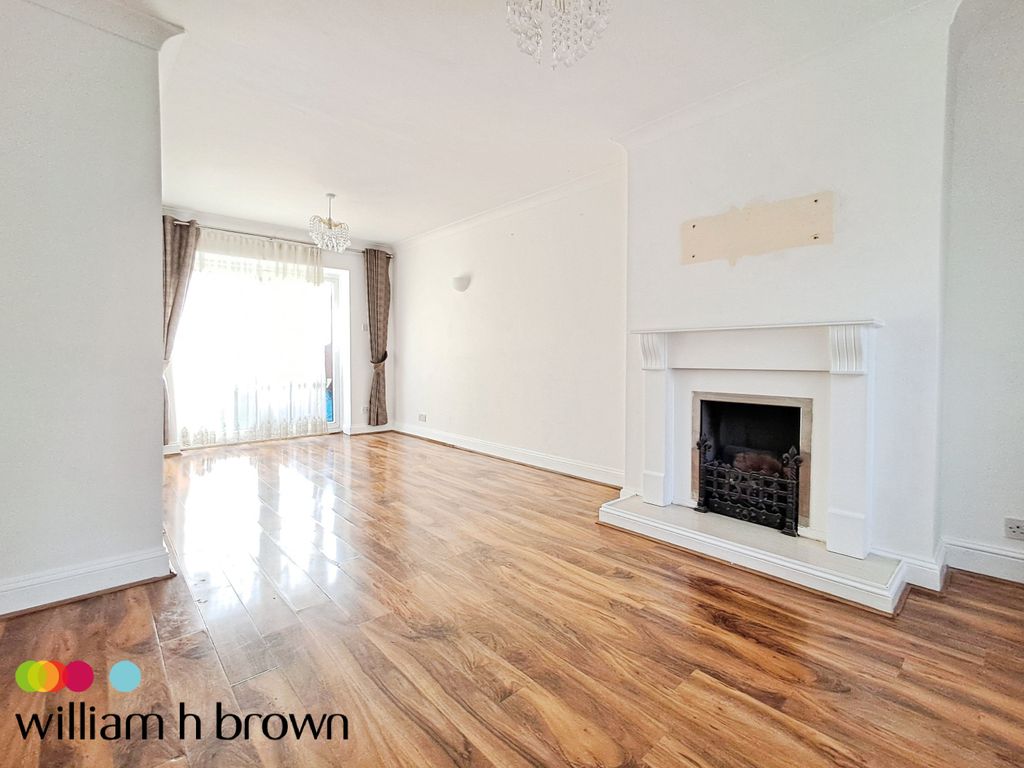 Property photo 2 of 13 Exterior