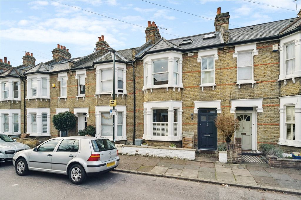 Property photo 1 of 13 Buxton Road