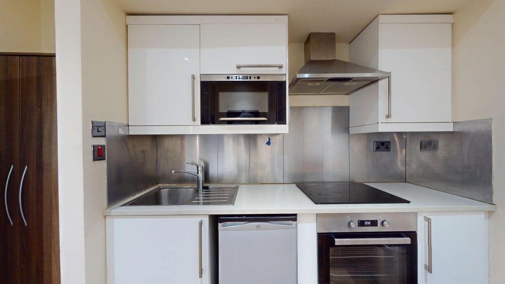 Property photo 2 of 13 Kitchen