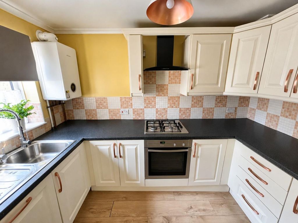 Property photo 3 of 9 B.Jpg