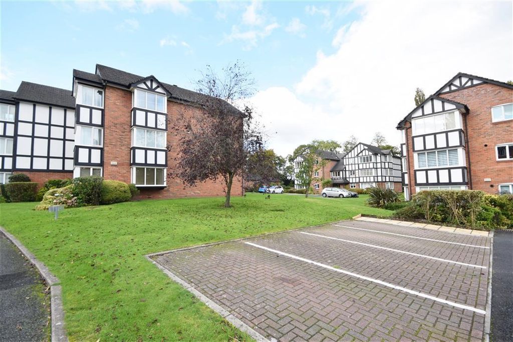 Property photo 2 of 12 Communal Grounds