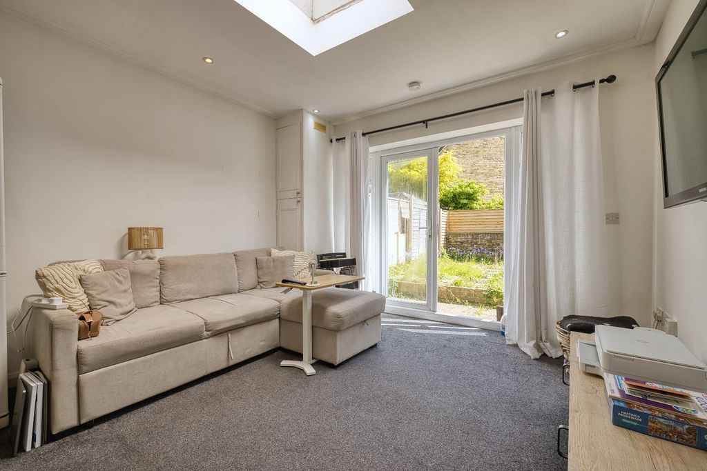 Property photo 2 of 10 Picture 2