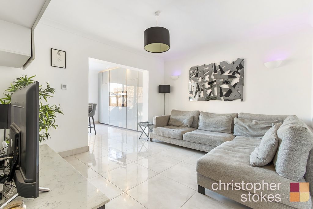 Property photo 2 of 21 3724956