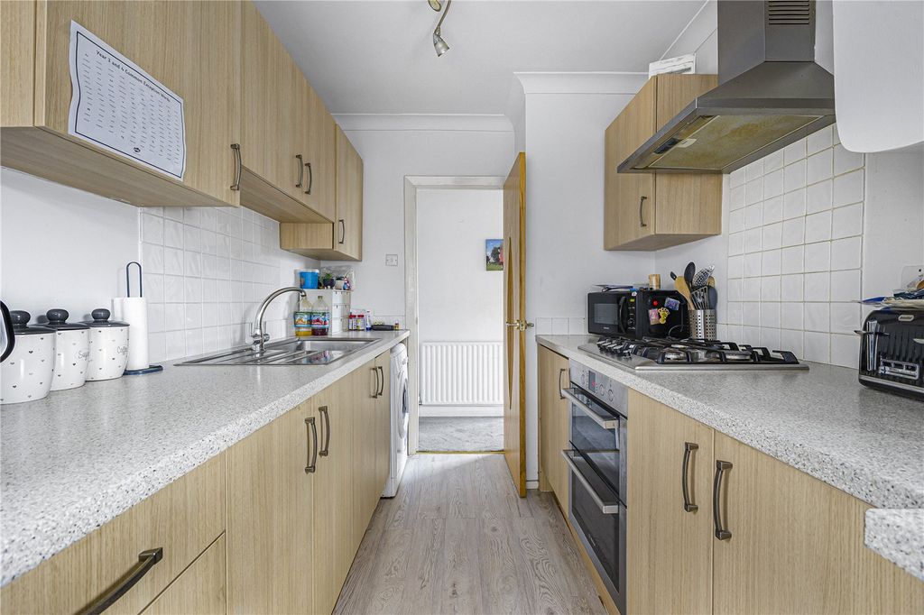 Property photo 3 of 17 Picture No. 08