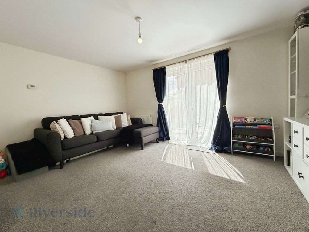 Property photo 3 of 12 Pbox-Img.Jpg