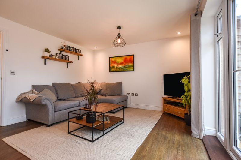 Property photo 2 of 20 Photo 17