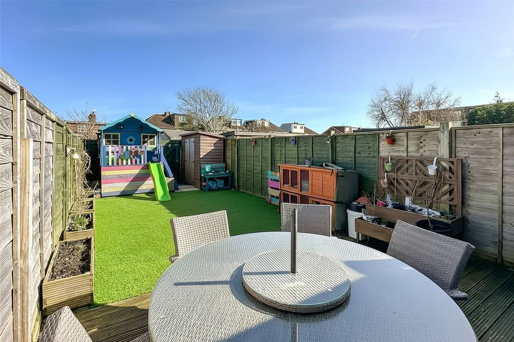 Property photo 2 of 13 Picture No. 20