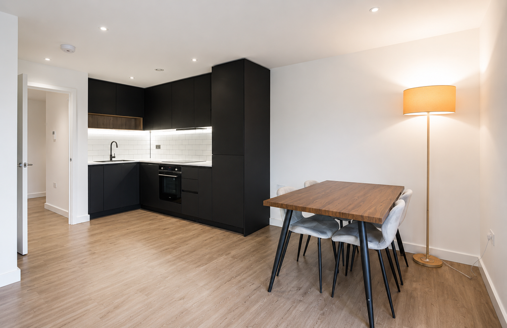 Property photo 1 of 7 Kitchen